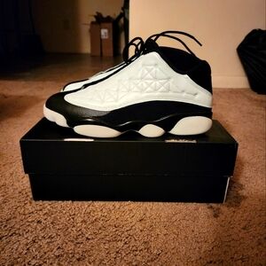 Air jordan retro 13 low singles day